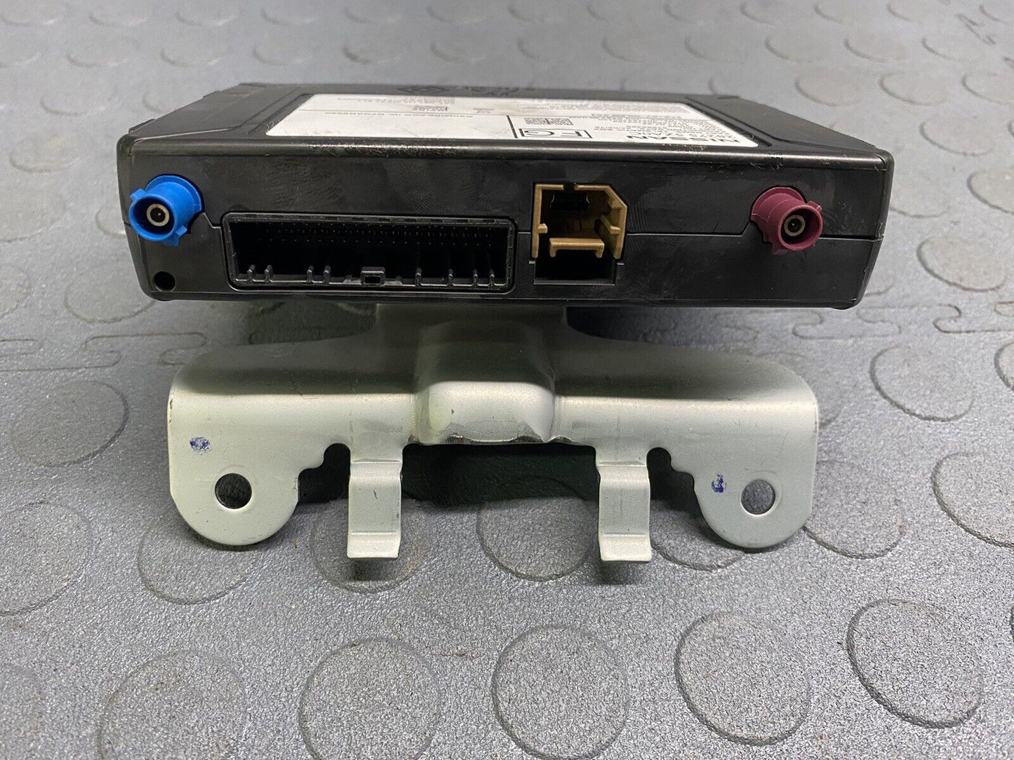 2017-2019 INFINITI Q50 Q60 COMMUNICATION CONTROL MODULE 28275 5ZA0C