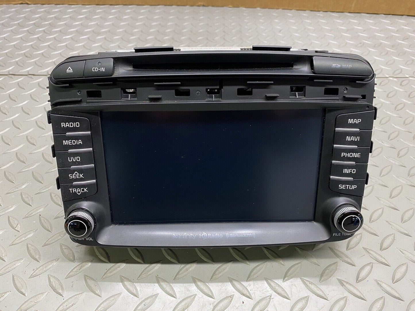 15-18 Kia Sorento OEM Navigation Touch Screen HD Radio XM CD MP3 Infiniti UVO