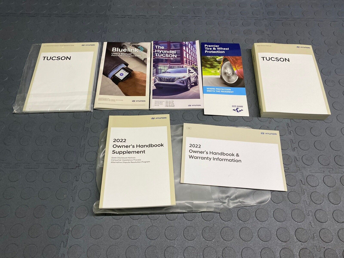 2022 HYUNDAI TUCSON OWNERS MANUAL BOOKS USER GUIDE BOOK SET COMPLETE