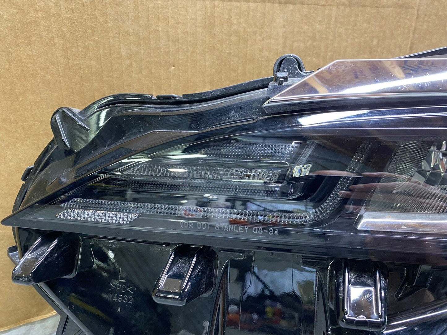 2021 2022 2023 TOYOTA SIENNA XSE HEADLIGHT LED DRIVER LEFT SIDE 81150-08110 OEM