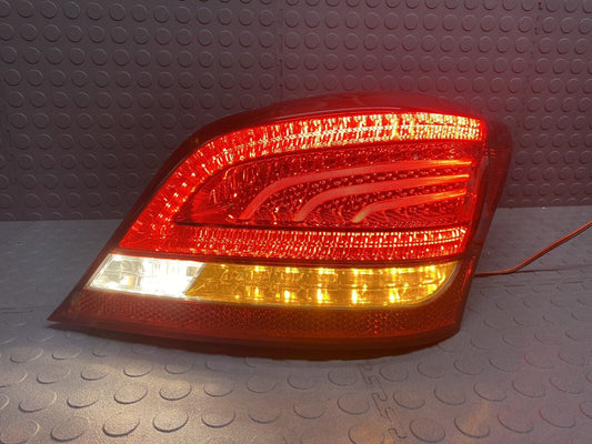 Right Passenger Tail Light Taillight 2011-2013 HYUNDAI EQUUS OEM TESTED