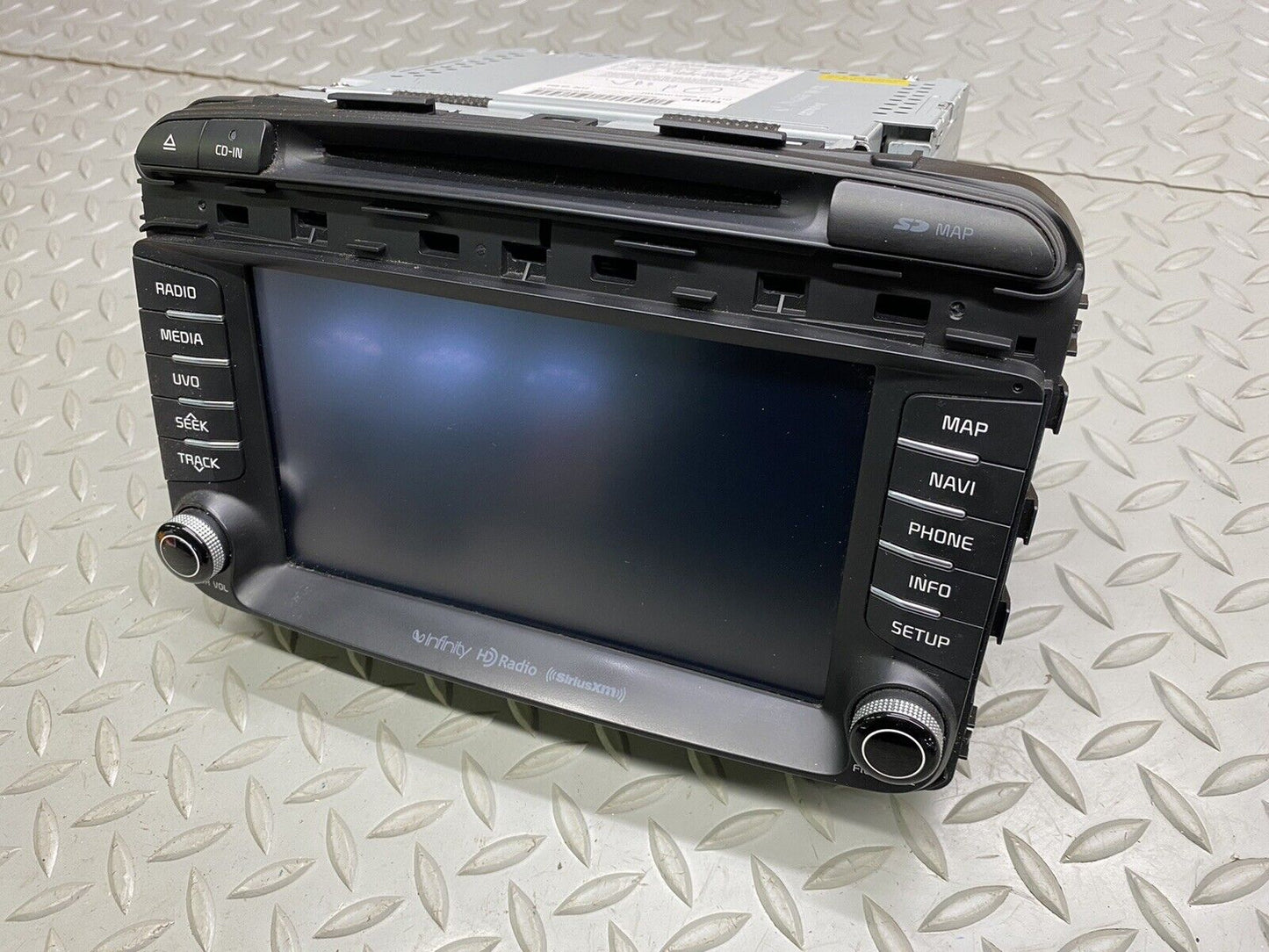 15-18 Kia Sorento OEM Navigation Touch Screen HD Radio XM CD MP3 Infiniti UVO