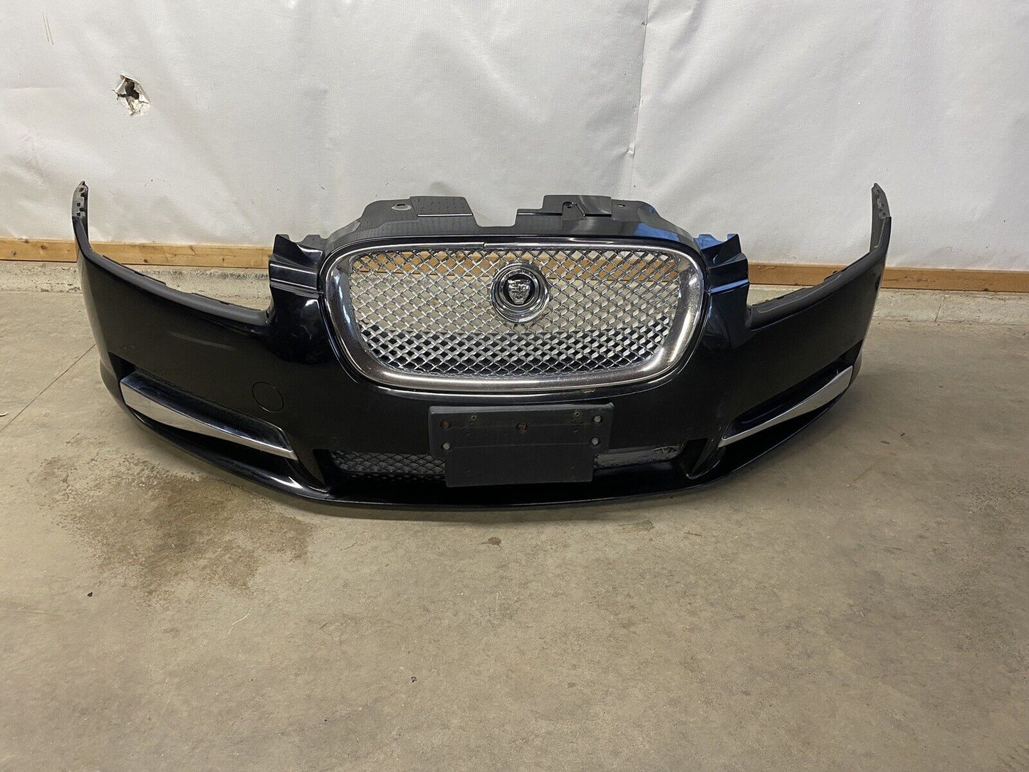 2009-2011 Jaguar XF Supercharged Front Bumper Cover With Grilles OEM COMPLETE