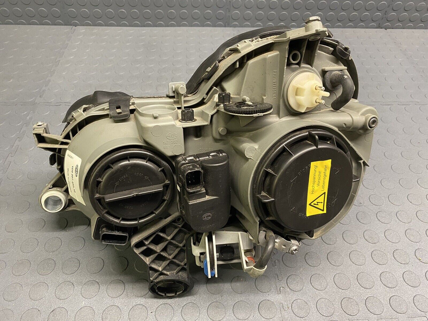 MERCEDES W210 E320 E430 E55 RIGHT PASSENGER XENON HEADLIGHT MINT! 2011 BUILD!