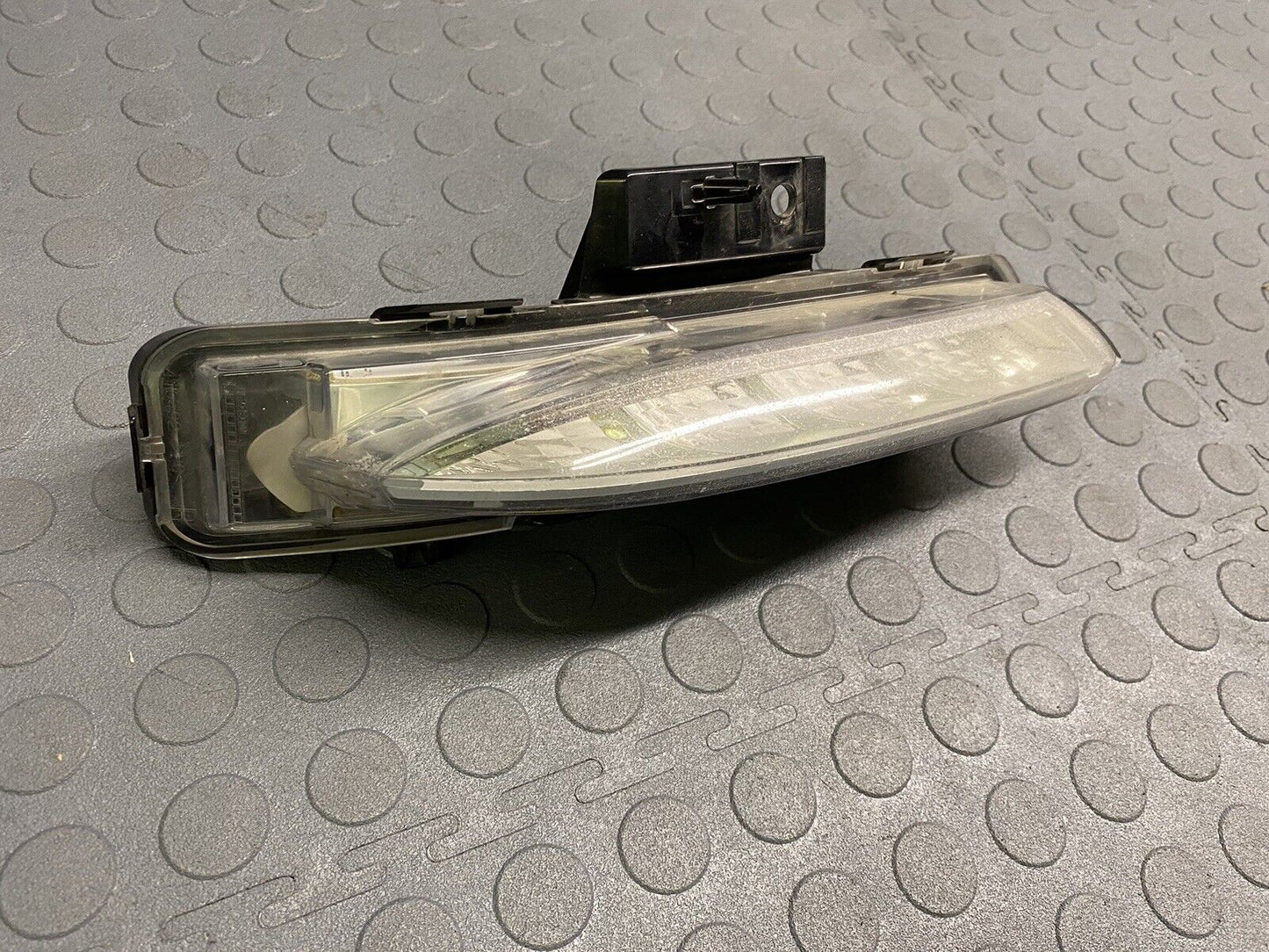 2013 - 2017 Buick Enclave LED Fog Driving Light Right Passenger OEM