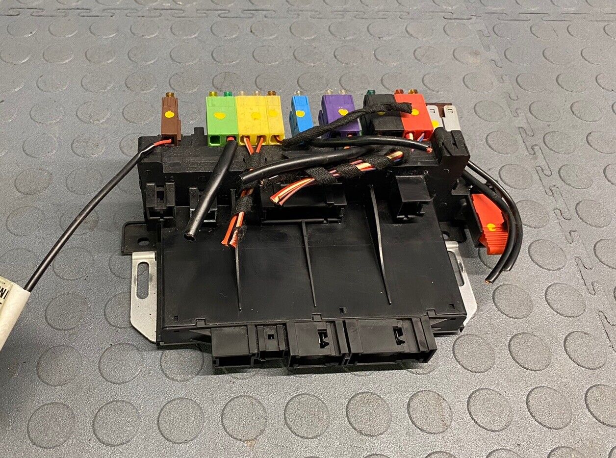 2003-2012 Mercedes R230 SL500 SL550 SL55 AMG Rear SAM Fuse Box Relay Module