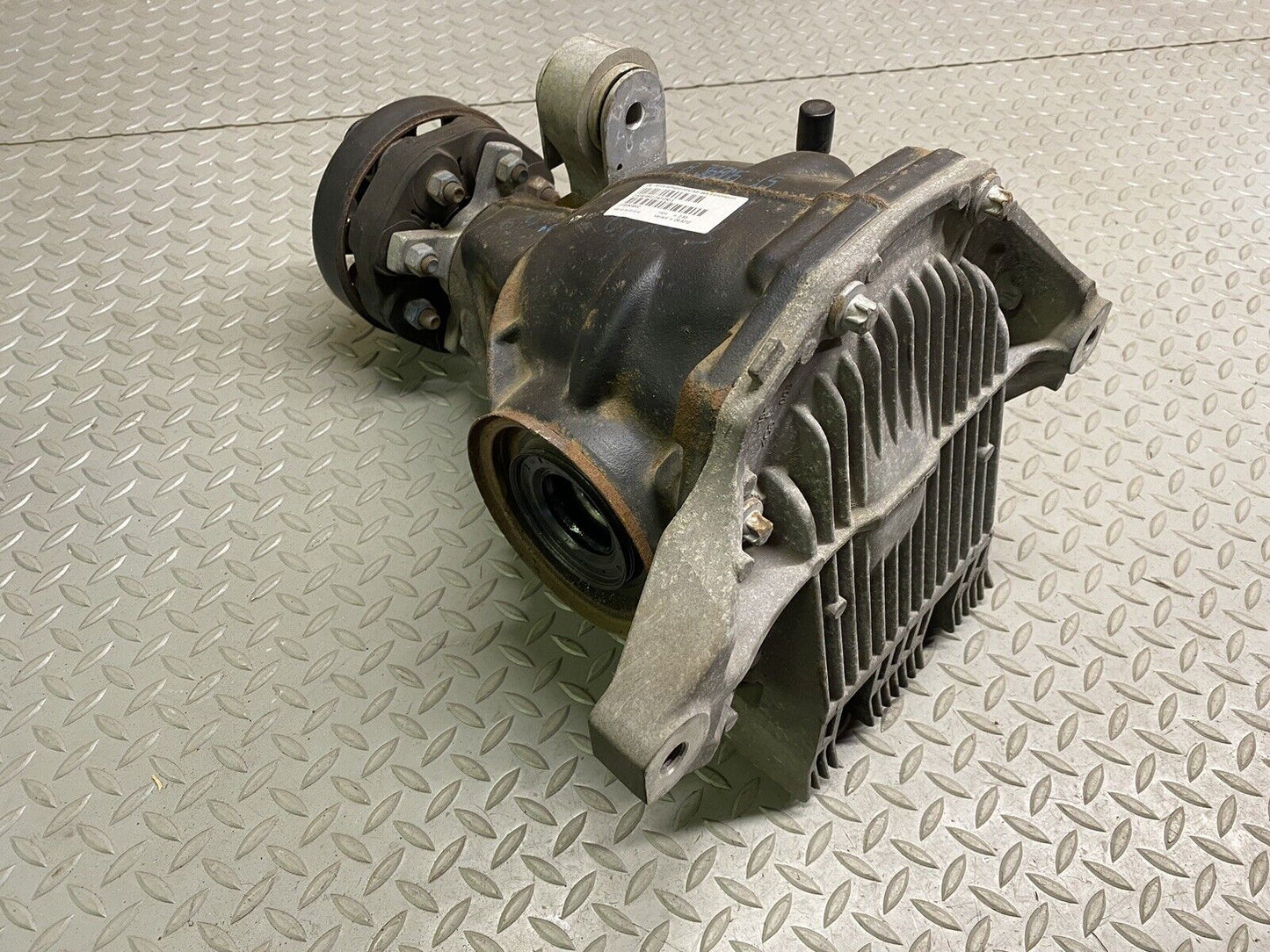 Rear Carrier Differential Mercedes W212 E63 E63s AMG 2183504802 Limited Slip