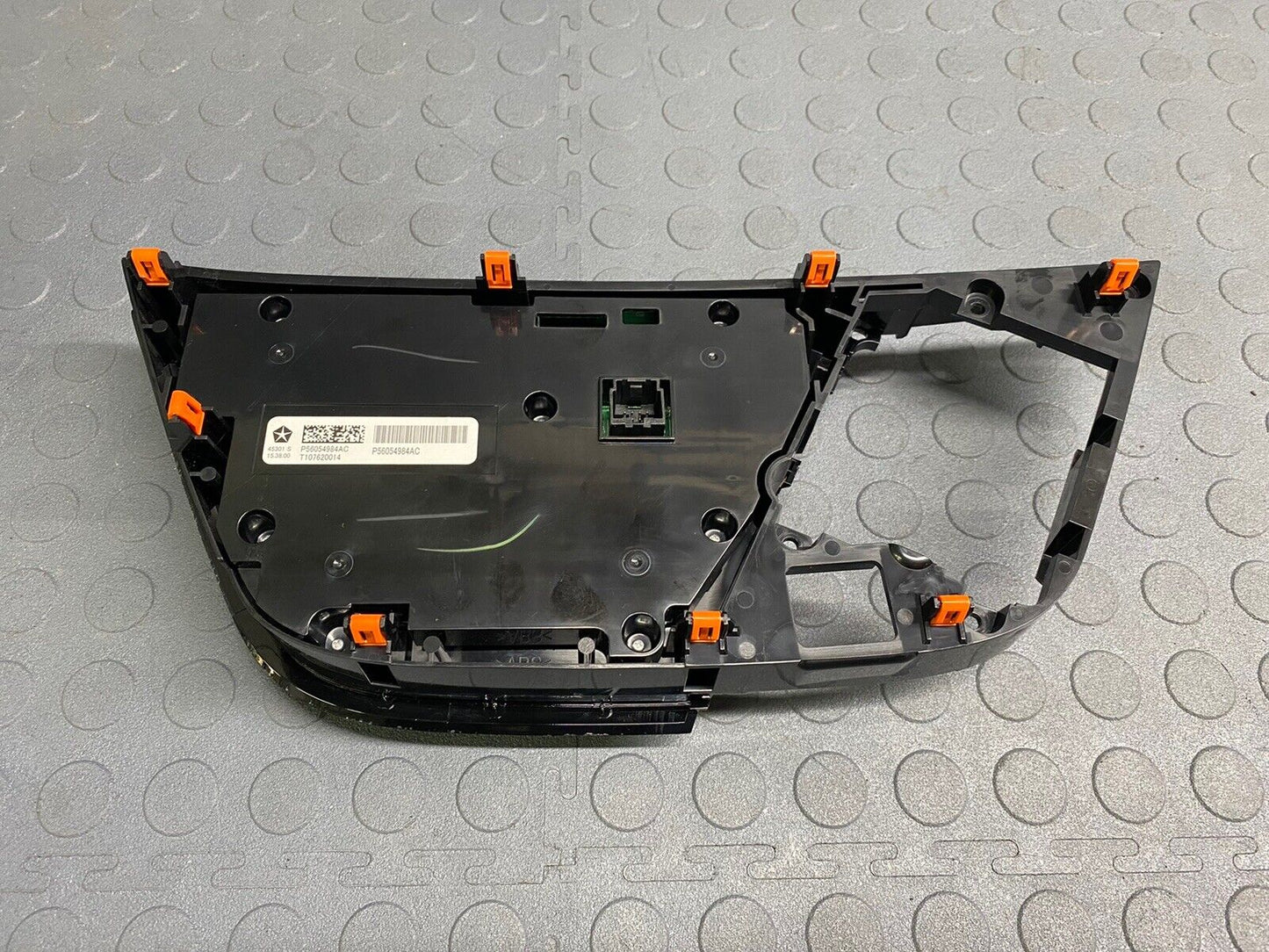 2017 Chrysler Pacifica Auto 3 Temperature AC Heater Control 56054984AC