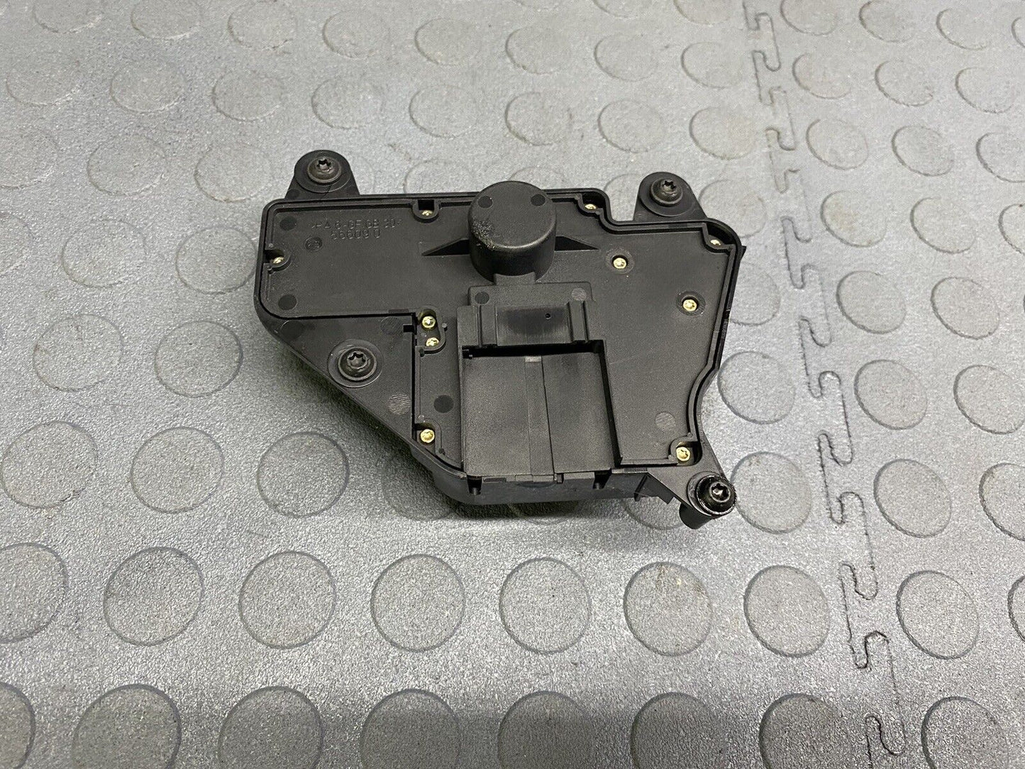 03-08 Mercedes R230 SL500 SL55 AMG Left Driver Side Seat Switch Control Module