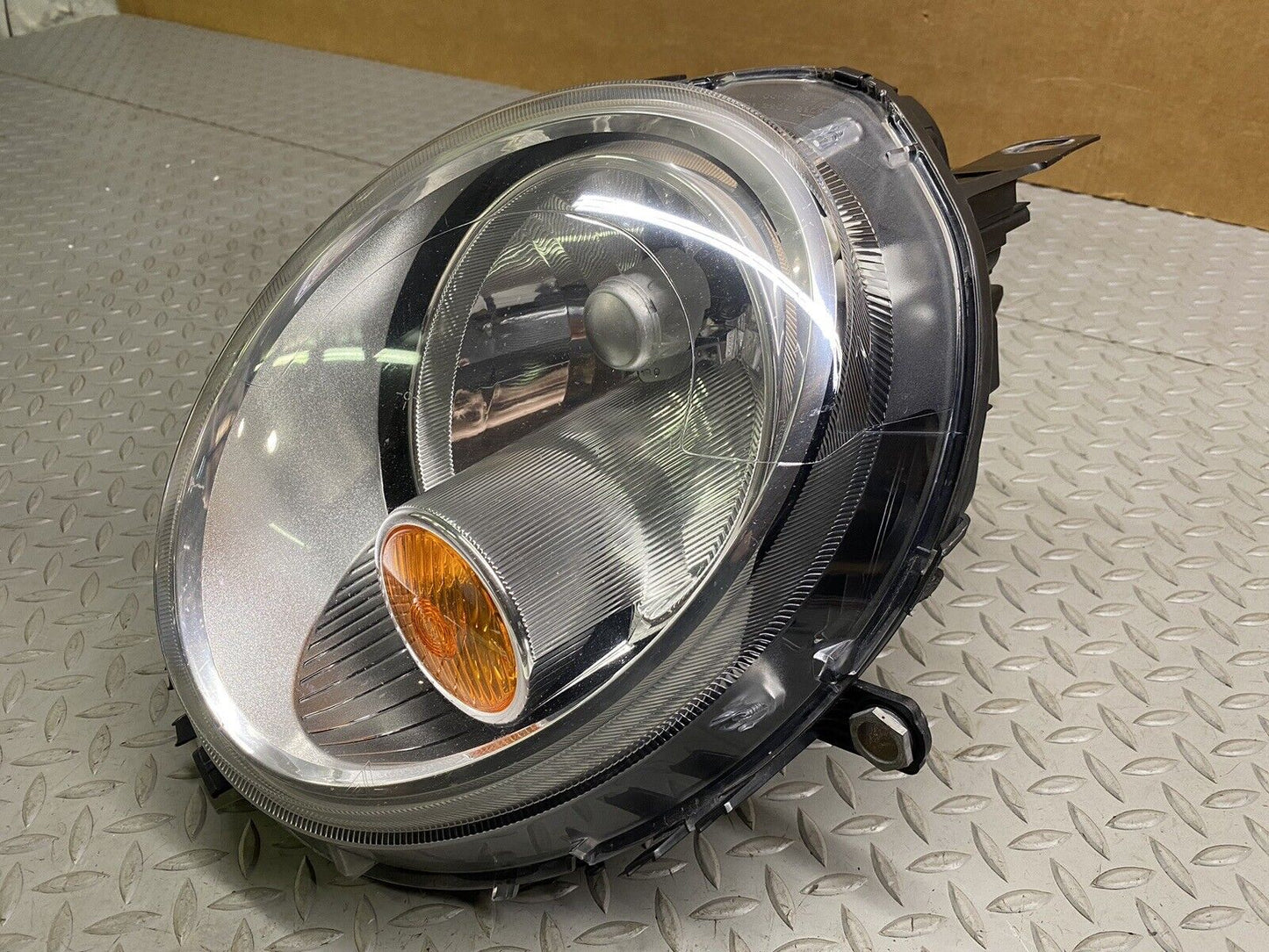 2007-2015 Mini Cooper Halogen Left Driver Headlight OEM Headlamp NICE ALL TABS!