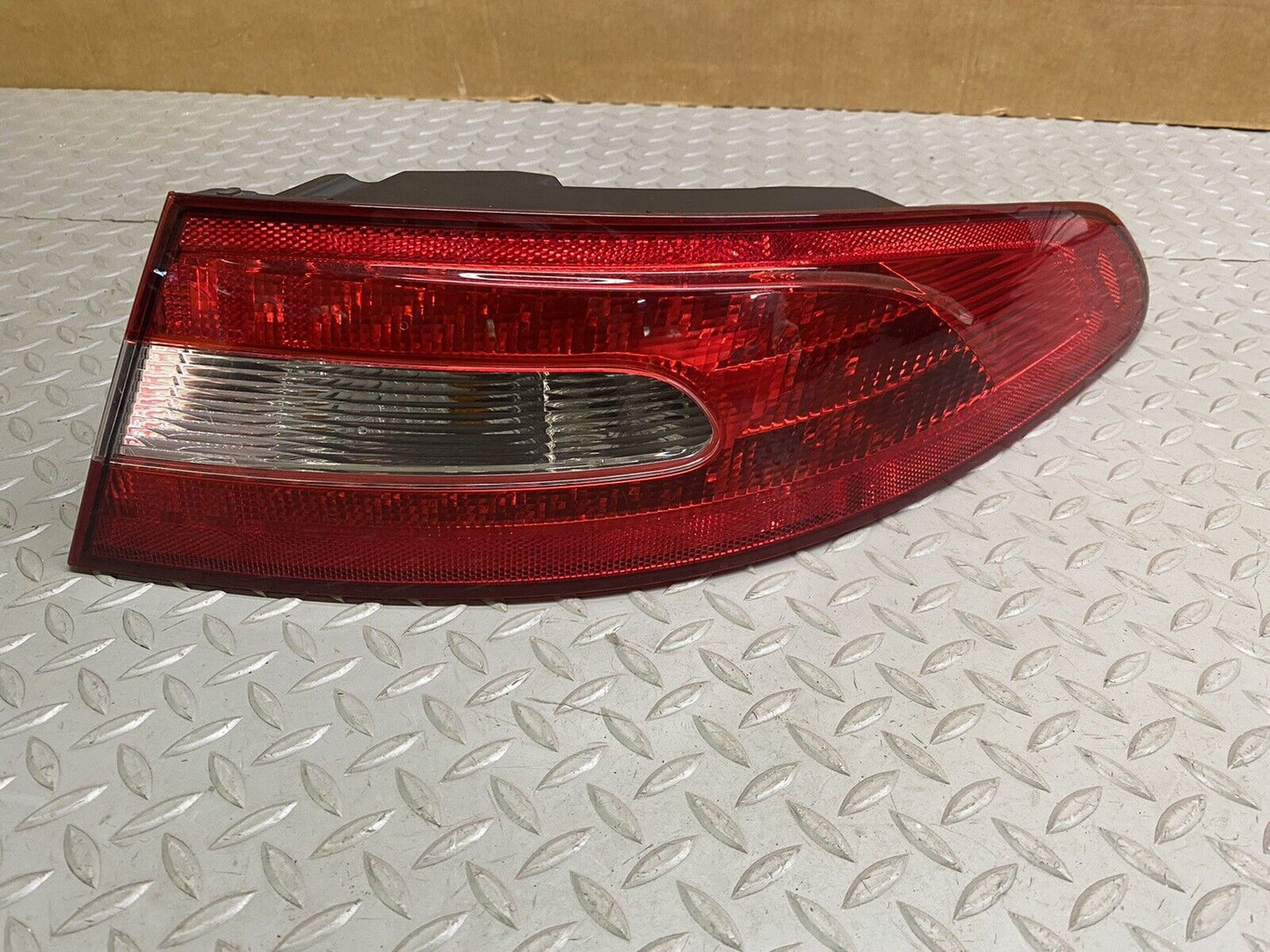 2009 2010 2011 JAGUAR XF XFR RIGHT TAIL LIGHT TAIL LAMP PASSENGER TESTED