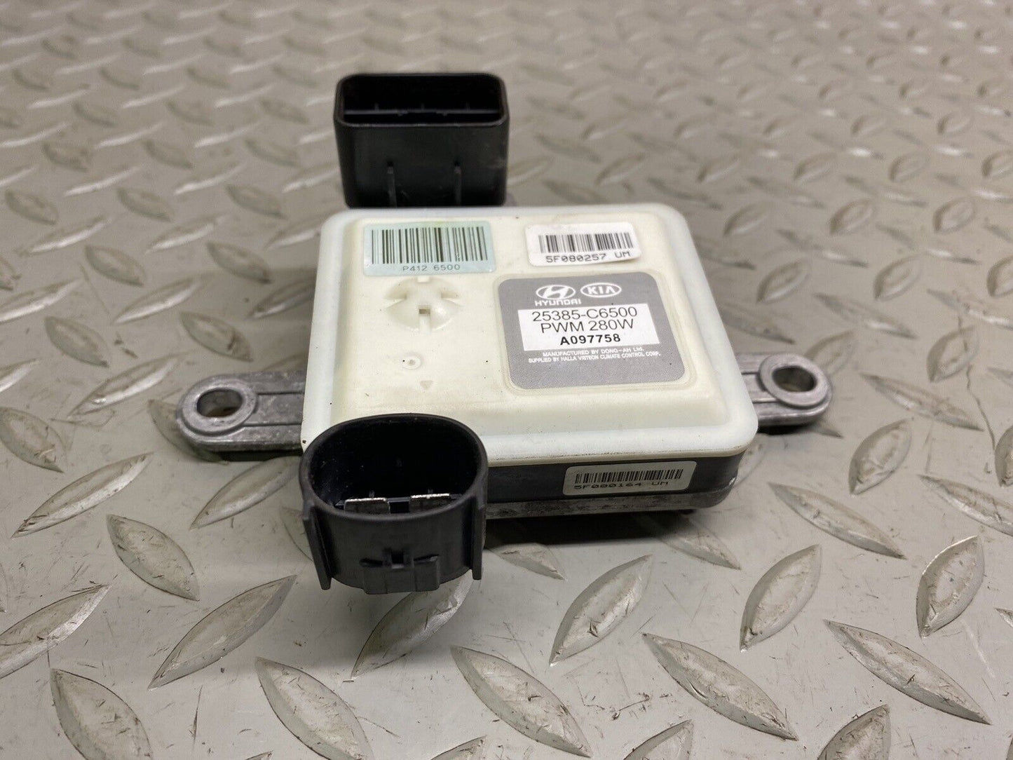 KIA SORENTO RADIATOR COOLING FAN COMPUTER CONTROL MODULE OEM 2016 - 2020