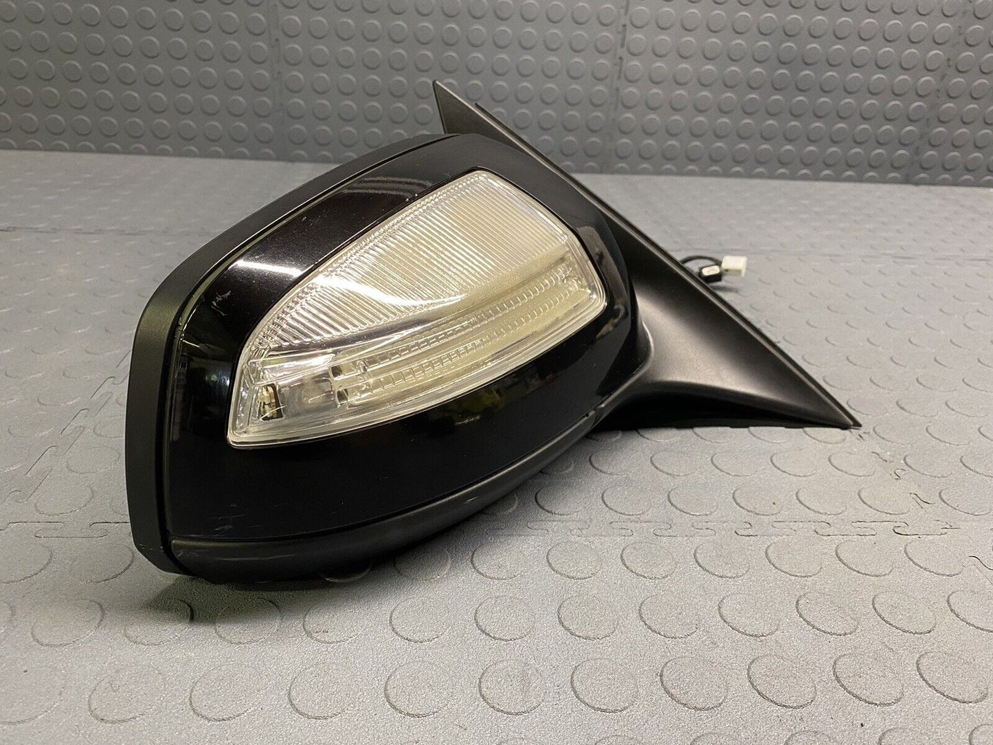 08-09 Mercedes W204 C300 C63 Right Passenger Side Mirror Rear View Door Black