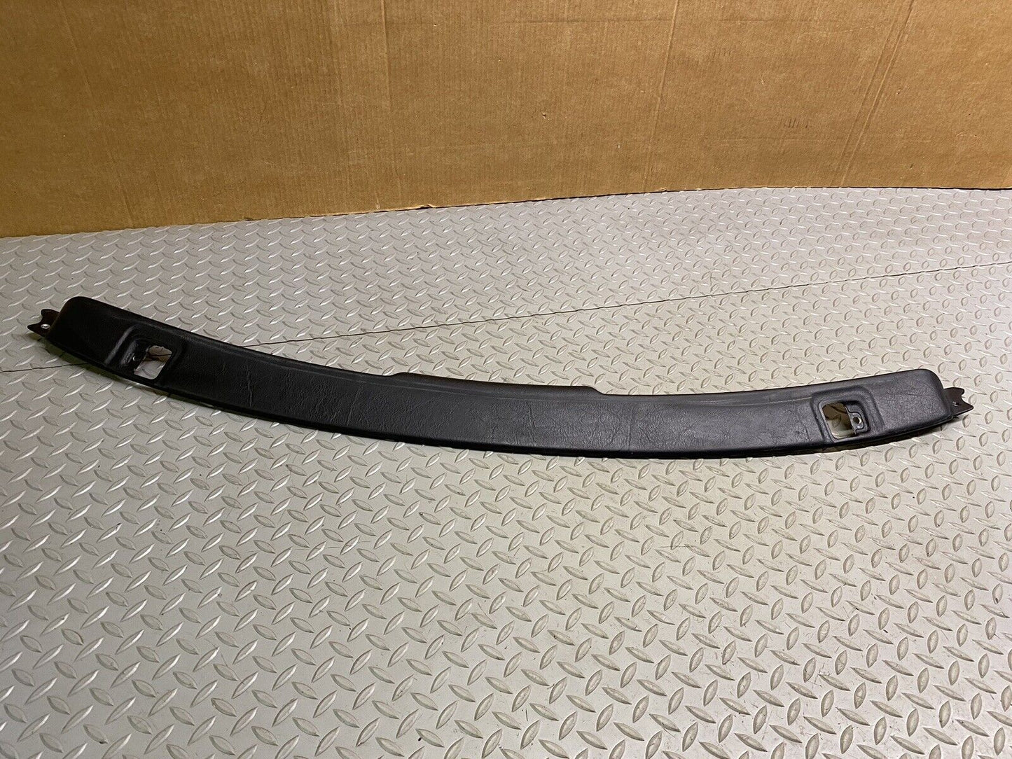 90-95 Mercedes R129 500SL 320SL Windshield Header Top Latch Cover Panel BLACK