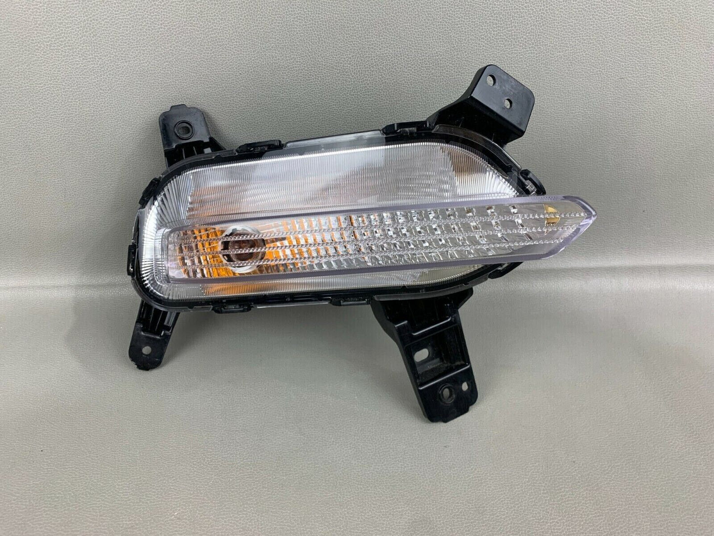 2019 2020 2021 Kia Forte Right RH Passenger Side Front SEDAN OEM Turn Signal