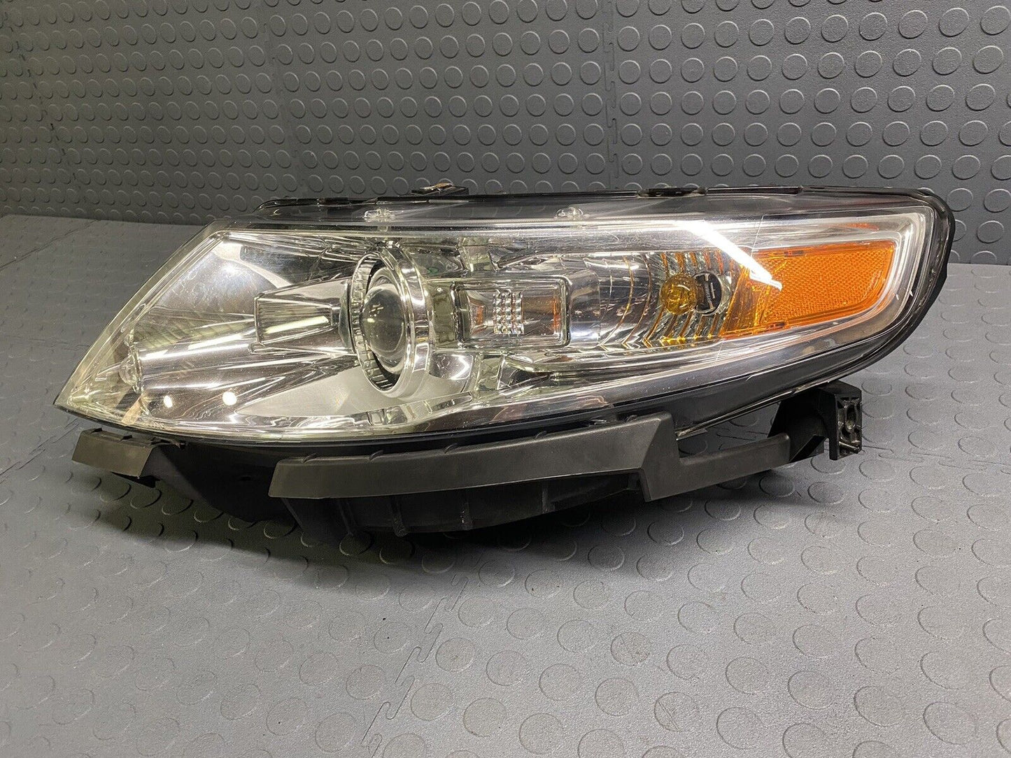 2009-2012 Lincoln MKS Xenon HID AFS Headlight Left LH Driver Side OEM