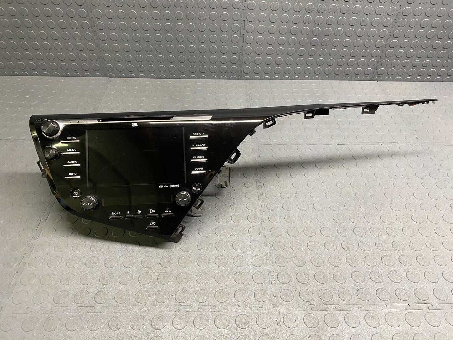2018 - 2021 Toyota Camry JBL Premium Sound Touch Screen Multi Media CarPlay CD