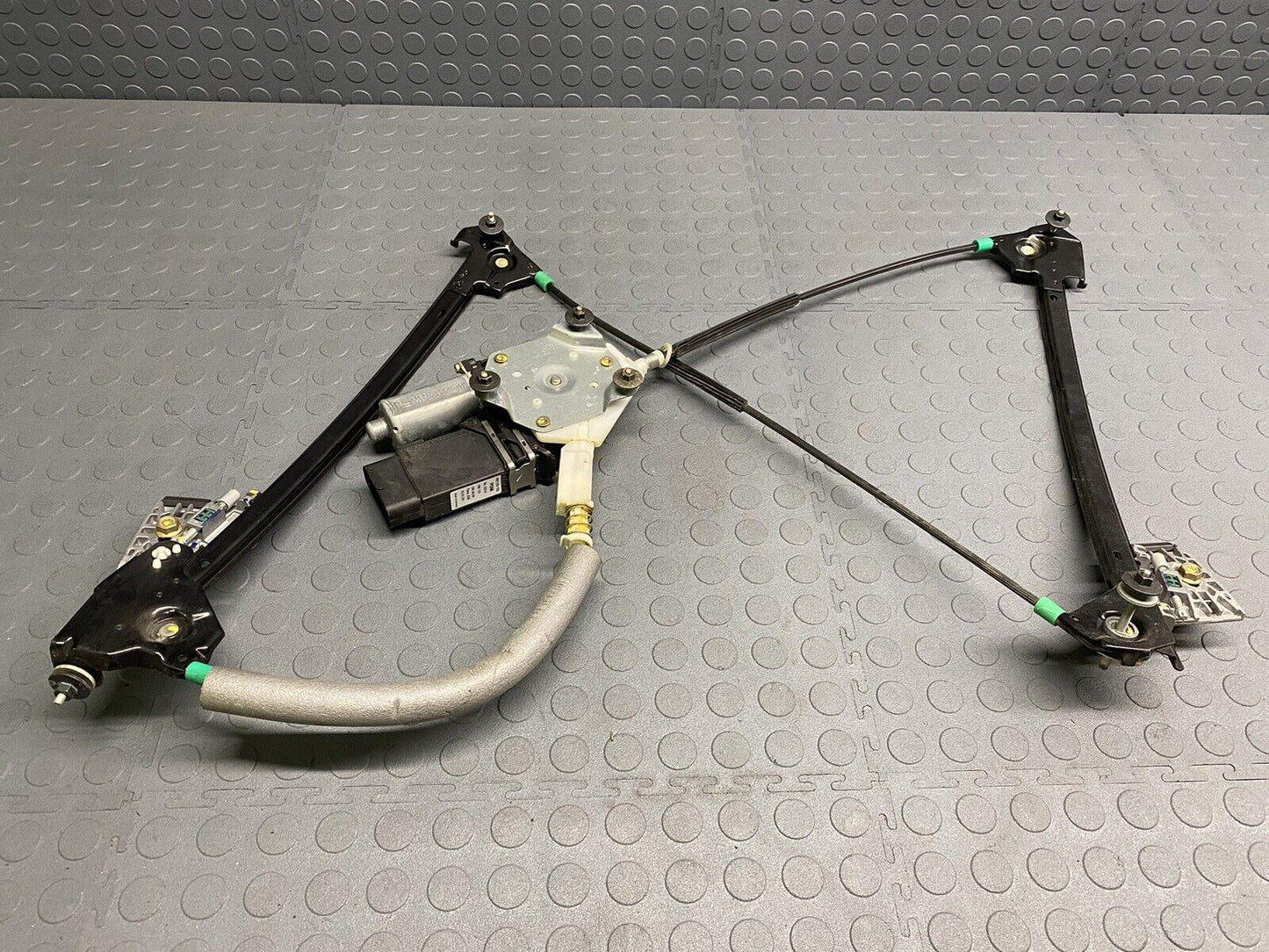 04-09 Cadillac XLR Right RH Power Window Regulator W/Motor Tested 65k 15823583