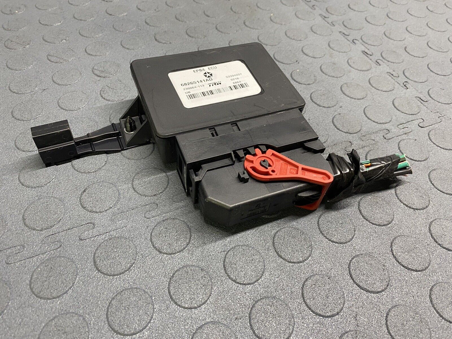 2014-2018 Jeep Cherokee KL Parking Brake Control Module OEM 68265141AD EPB4 ECU