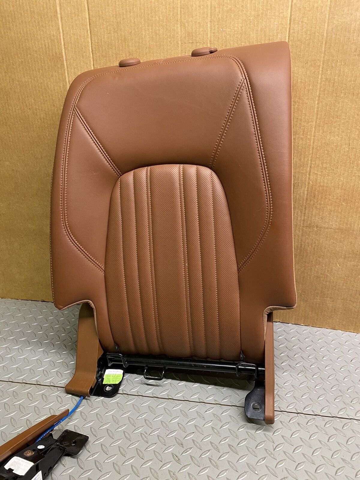 2017-2022 MASERATI LEVANTE RIGHT PASSENGER REAR UPPER SEAT BACK TAN LEATHER