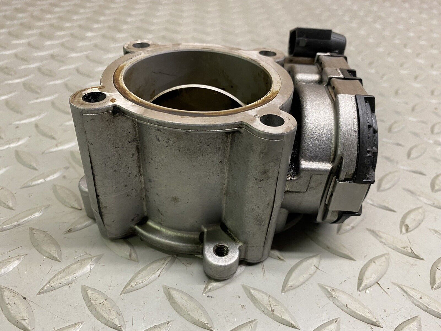 Mercedes W251 R350 GL350 Bluetec Diesel Throttle Body Actuator 6420900270 OEM