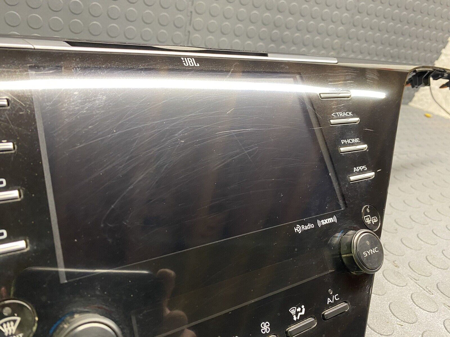 2018 - 2021 Toyota Camry JBL Premium Sound Touch Screen Multi Media CarPlay CD