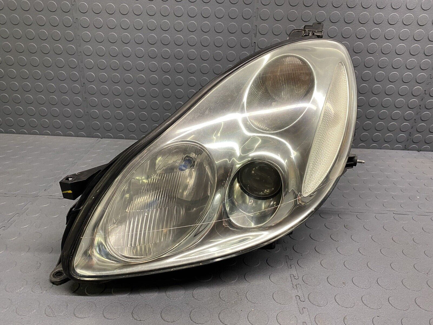 2002 2003 2004 2005 LEXUS SC430 XENON HEADLIGHT LEFT DRIVER SIDE OEM ALL TABS!!!