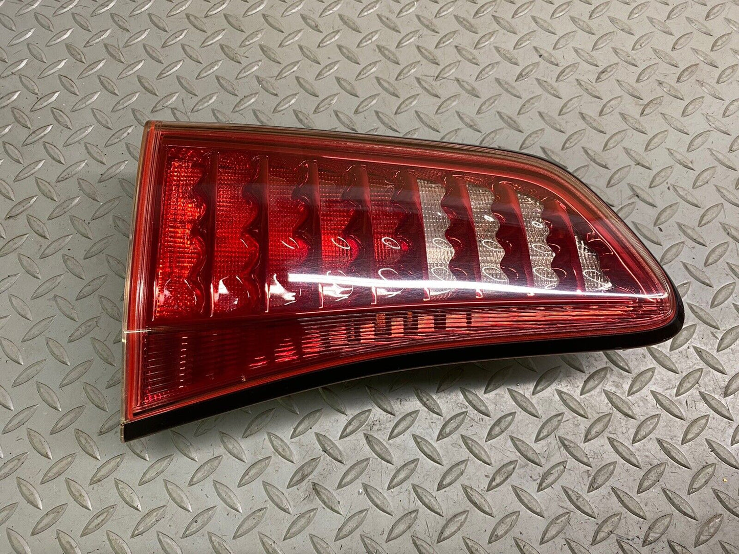 2011-2017 INFINITI QX56 QX80 LEFT DRIVER REAR INNER LED TAIL LIGHT LAMP