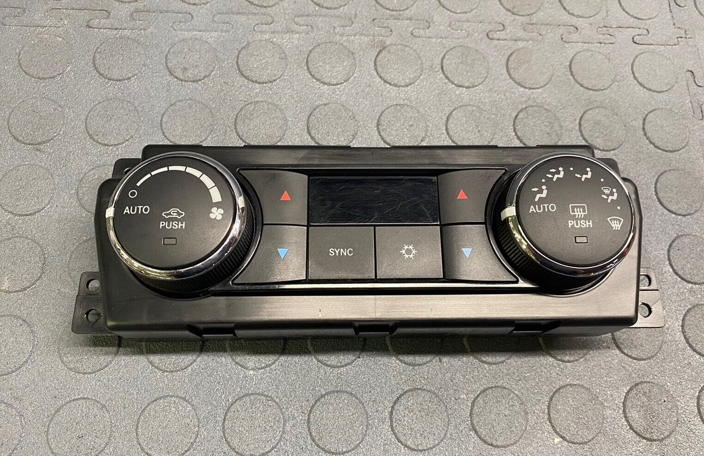 2011 2012 DODGE RAM 1500 HEATER AC DUAL ZONE TEMPERATURE CONTROL 55111291AB