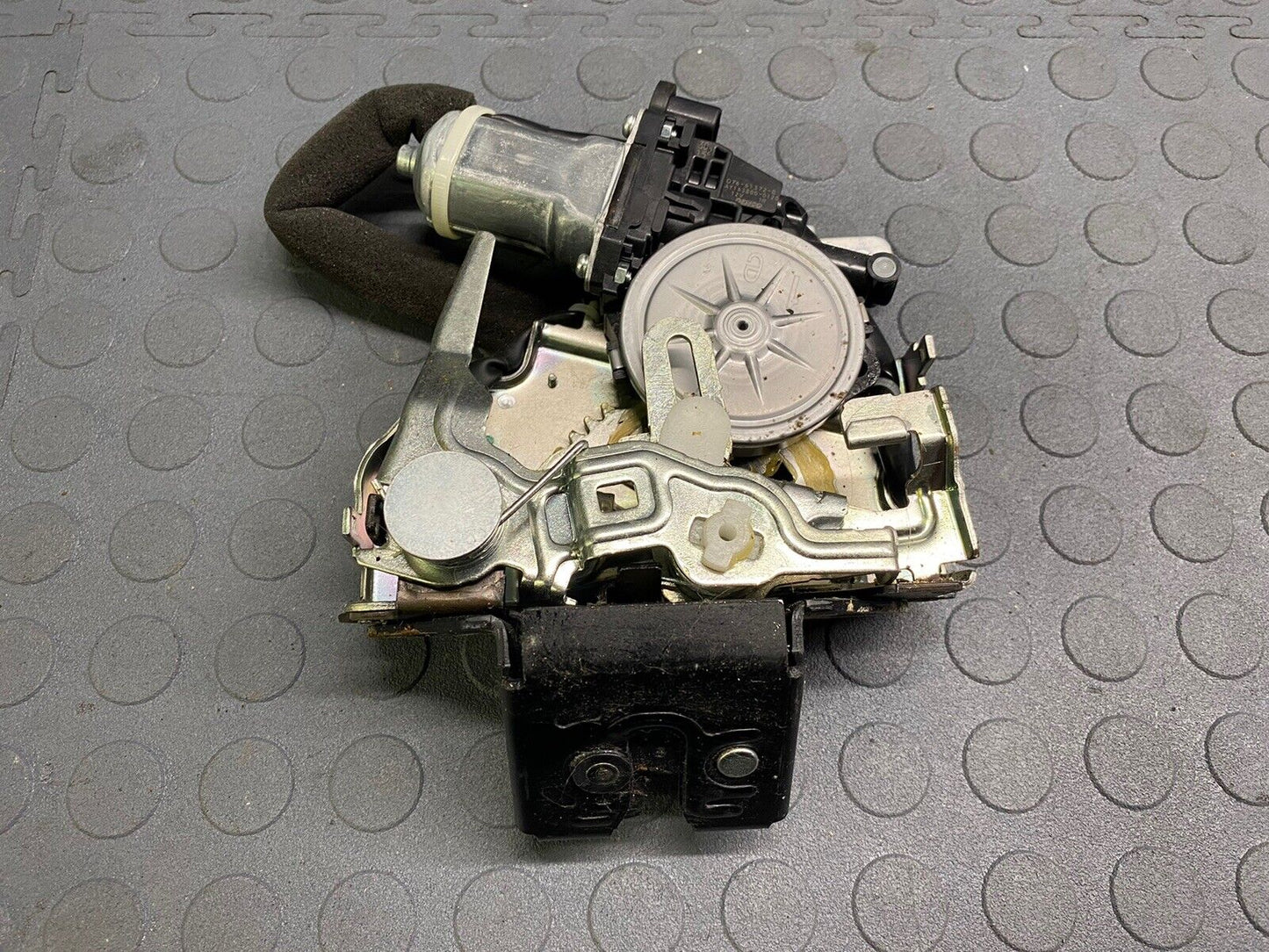 2014-2020 ACURA MDX REAR TRUNK TAILGATE LATCH LOCK ACTUATOR W/ PULL DOWN MOTOR