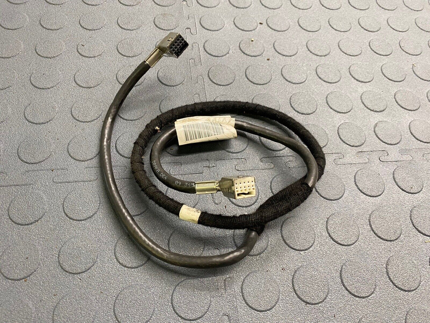 2008~2011 MERCEDES W204 X204 GLK350 C300 C350 C63 NAVIGATION MONITOR CABLE OEM