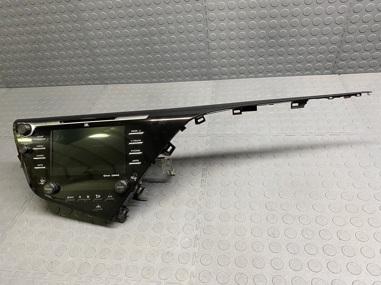 2018 - 2021 Toyota Camry JBL Premium Sound Touch Screen Multi Media CarPlay CD