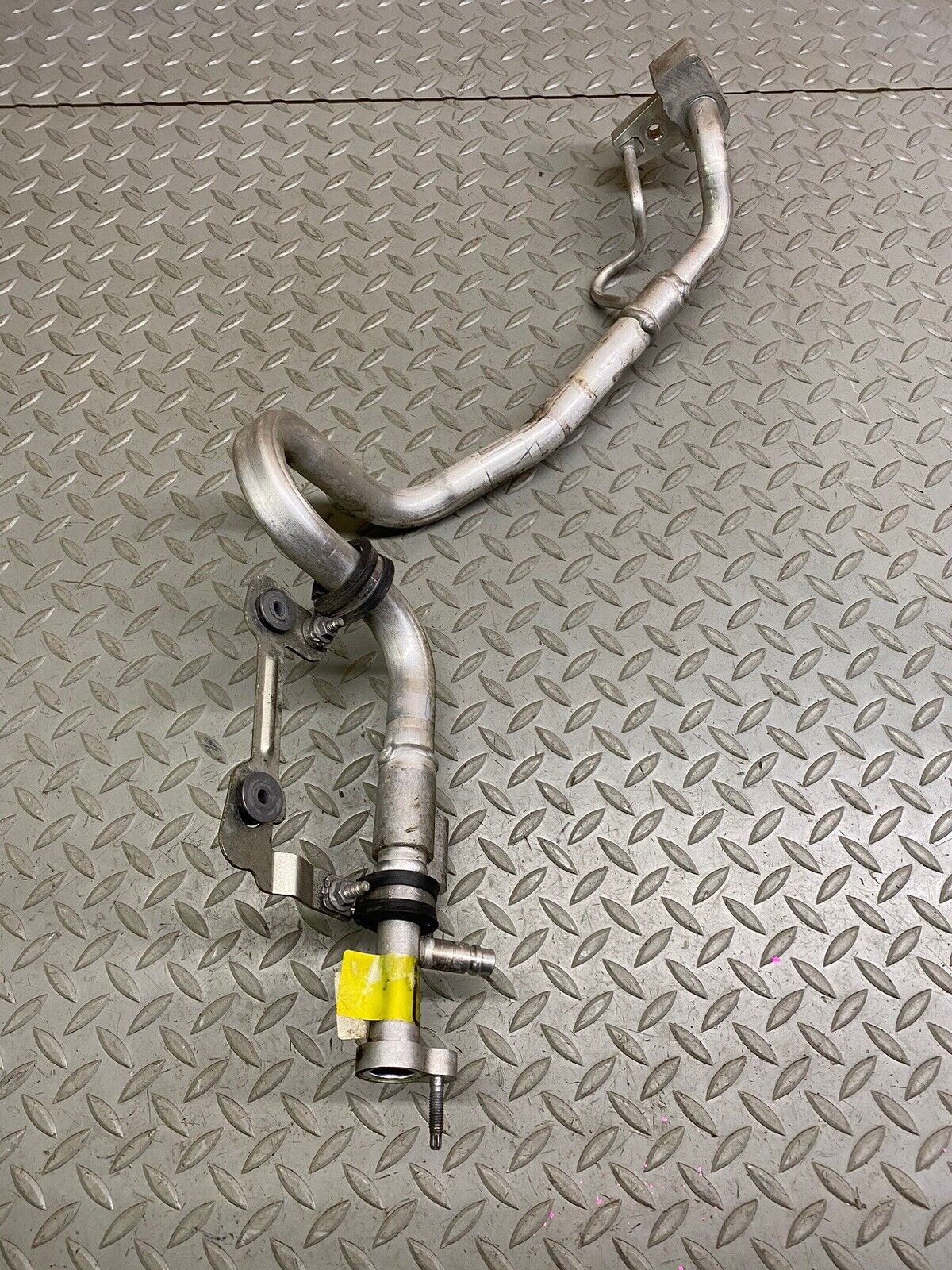 OEM 2017-2020 MASERATI LEVANTE A/C AIR CONDITIONER LINE PIPE 670033591