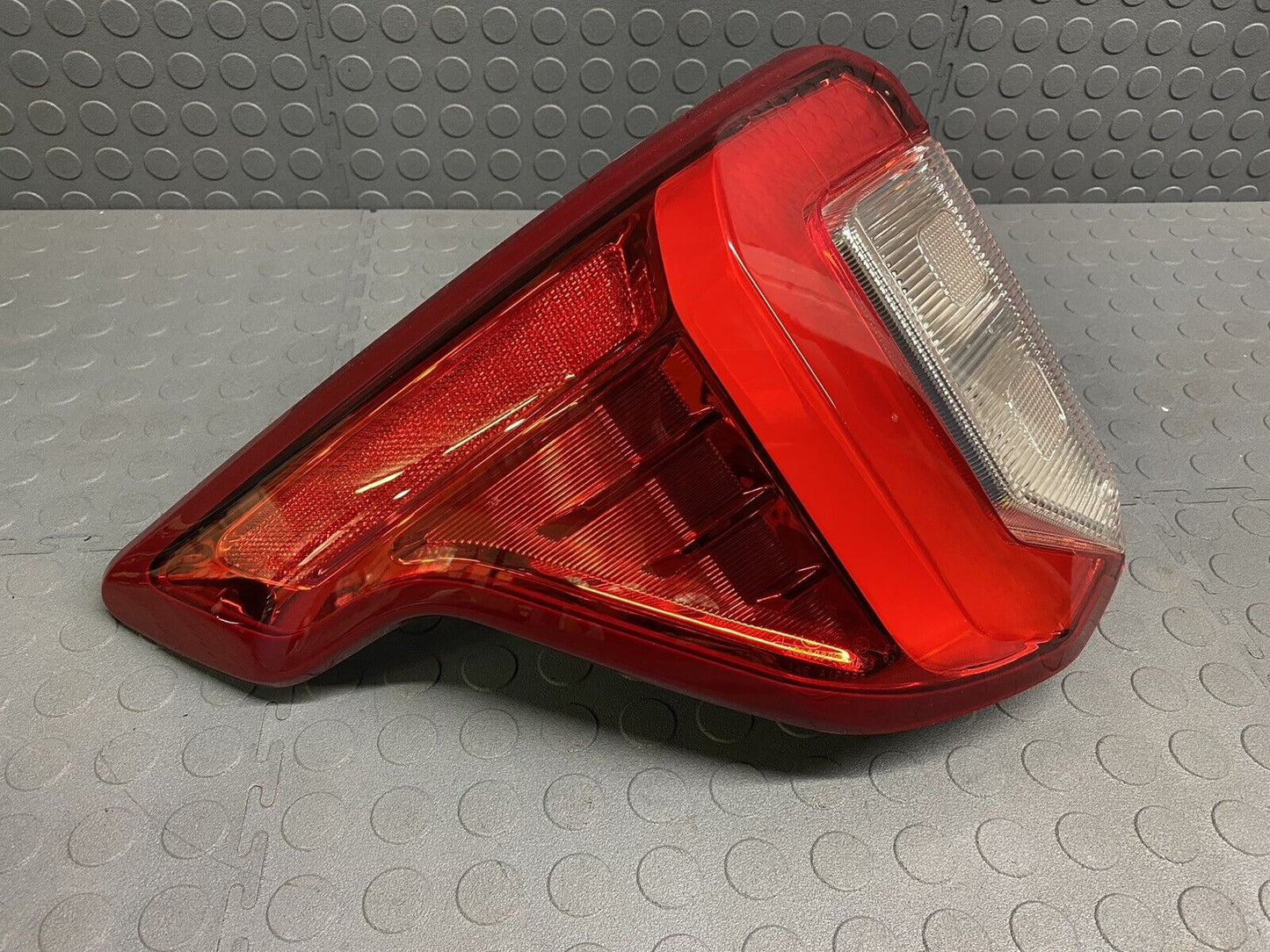 20-24 FORD EXPLORER DRIVER LEFT TAIL LIGHT OEM POLICE PACKAGE