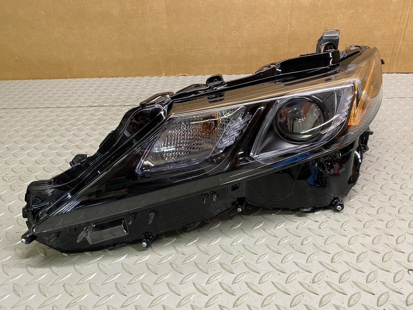 2019-2022 OEM Toyota Camry Headlight LEFT LED Black Bezel Headlight NO DAMAGE!!!