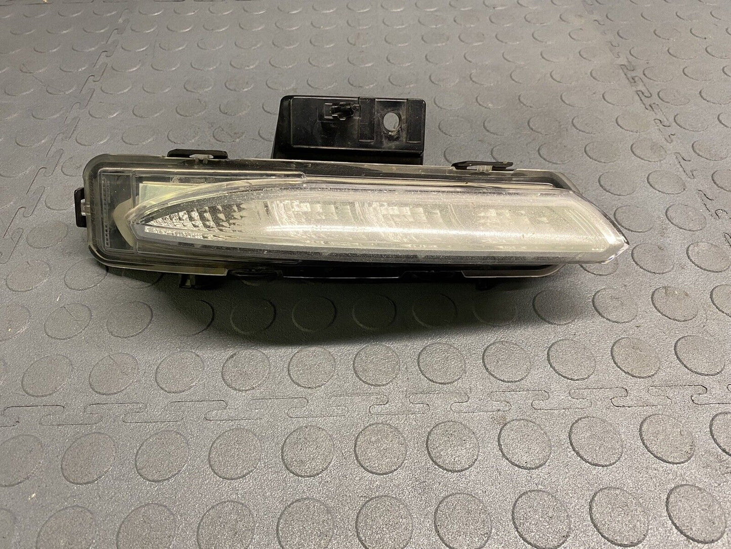 2013 - 2017 Buick Enclave LED Fog Driving Light Right Passenger OEM