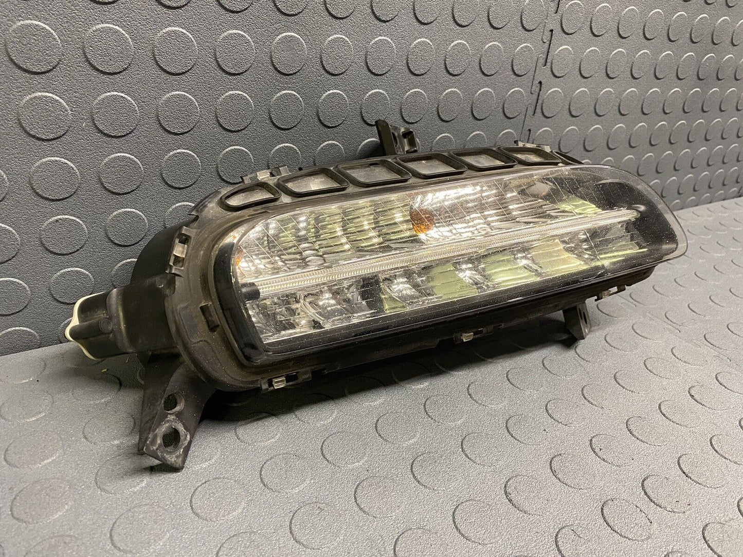 10-13 Porsche Panamera 970 Front Right Bumper Turn Signal Fog Light Lamp DRL OE