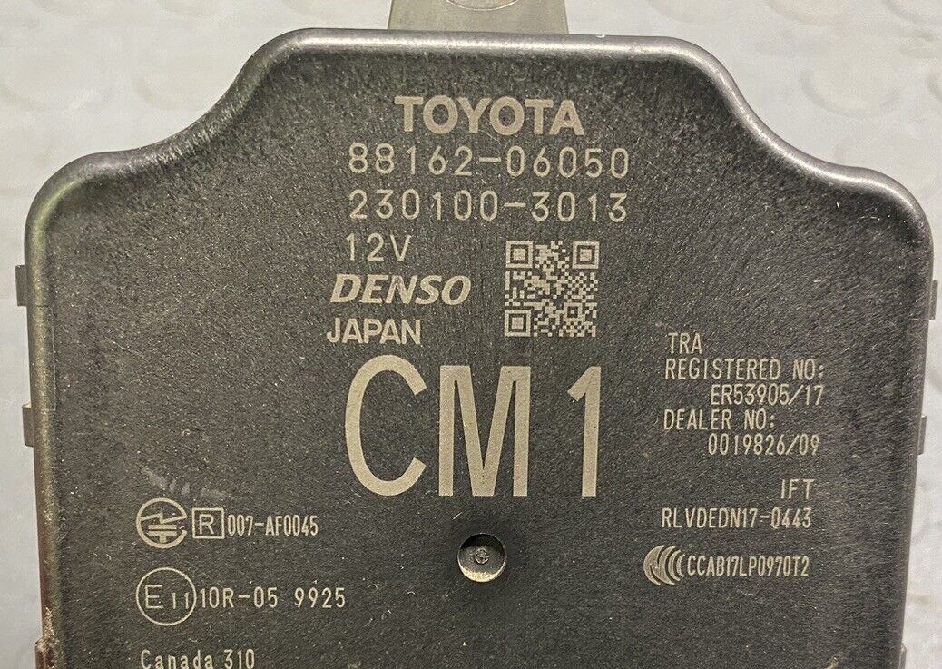 18 19 20 Toyota Camry Rear Blind Spot Monitor Sensor OEM 88162-06050 CM1