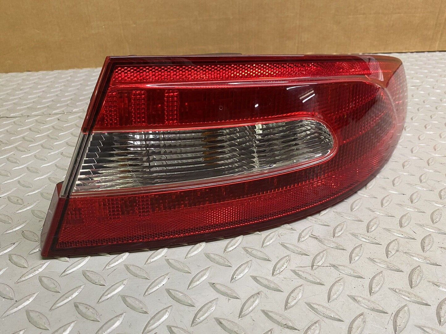 2009 2010 2011 JAGUAR XF XFR RIGHT TAIL LIGHT TAIL LAMP PASSENGER TESTED