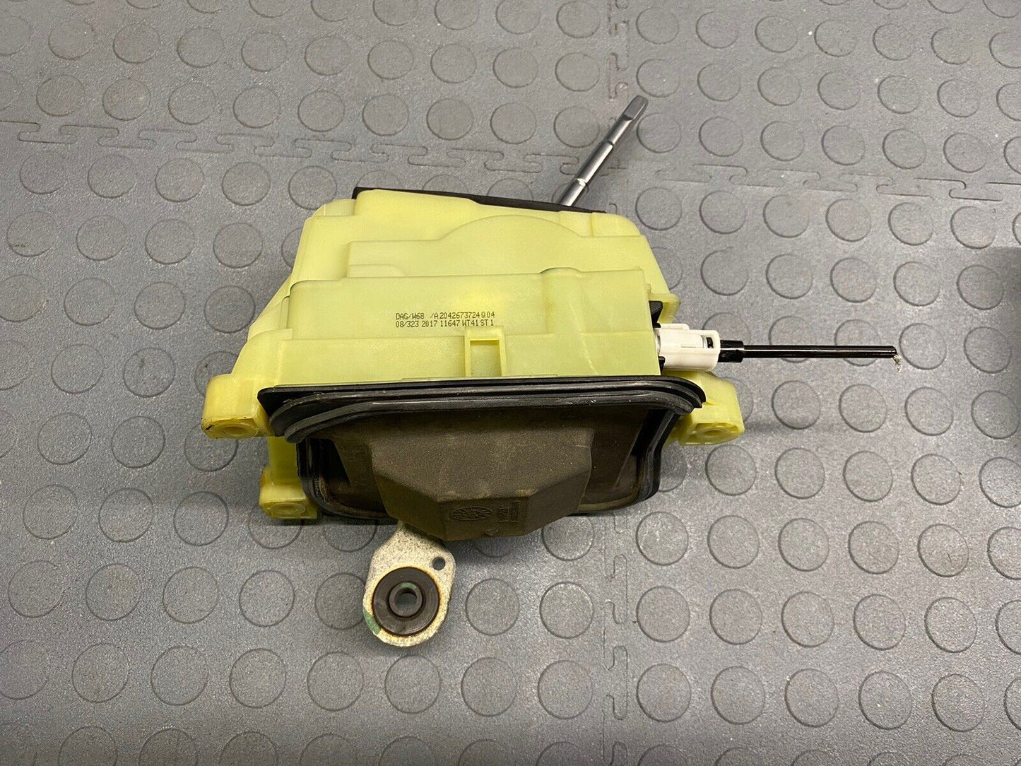 08-15 Mercedes W204 C350 C300 C63 AMG Floor Gear Shift Shifter Selector