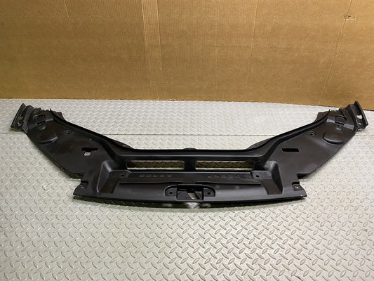 2017-2020 MASERATI LEVANTE M161 OEM TOP RADIATOR SUPPORT COWLING COVER 670042318