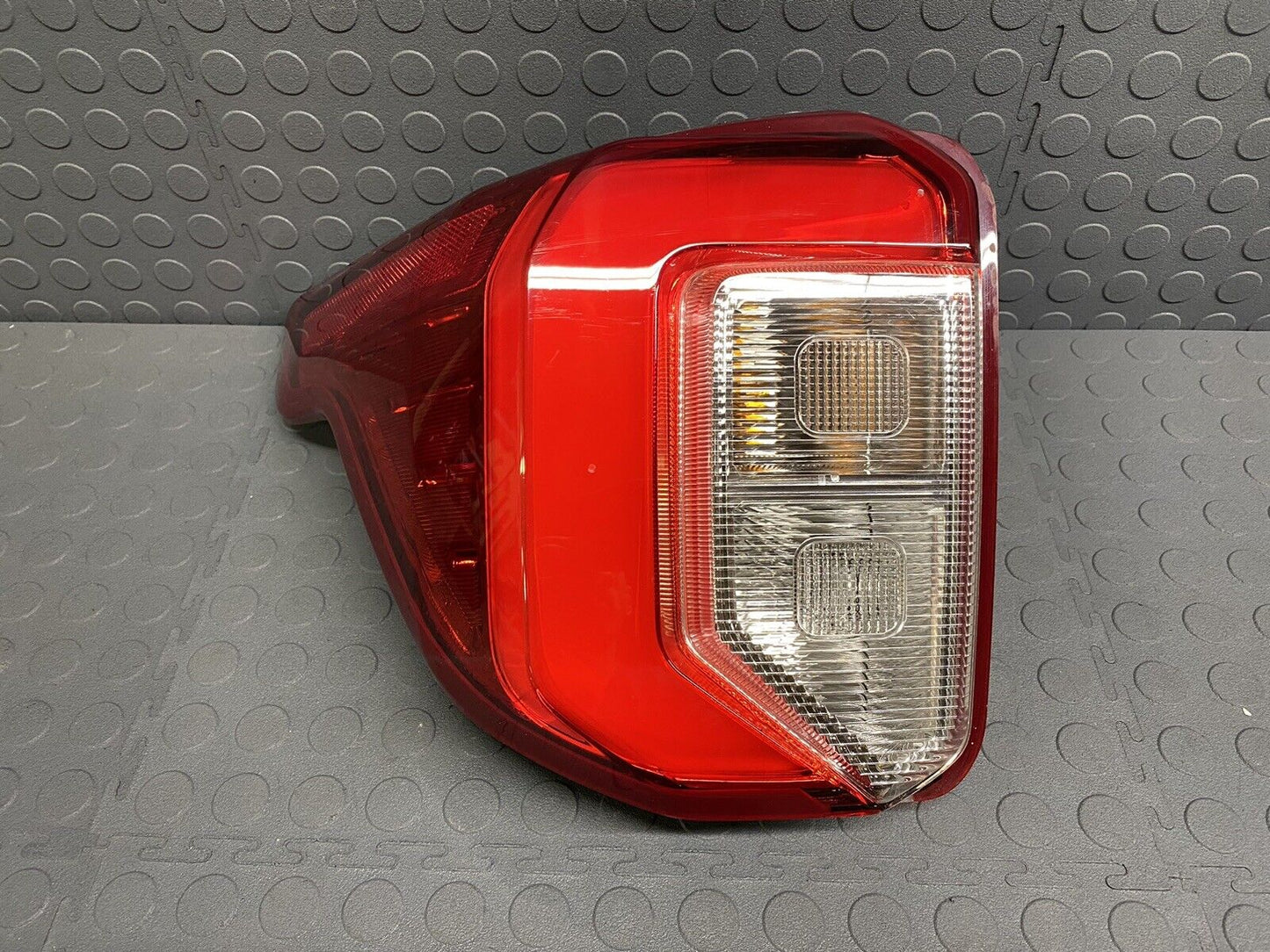 20-24 FORD EXPLORER DRIVER LEFT TAIL LIGHT OEM POLICE PACKAGE