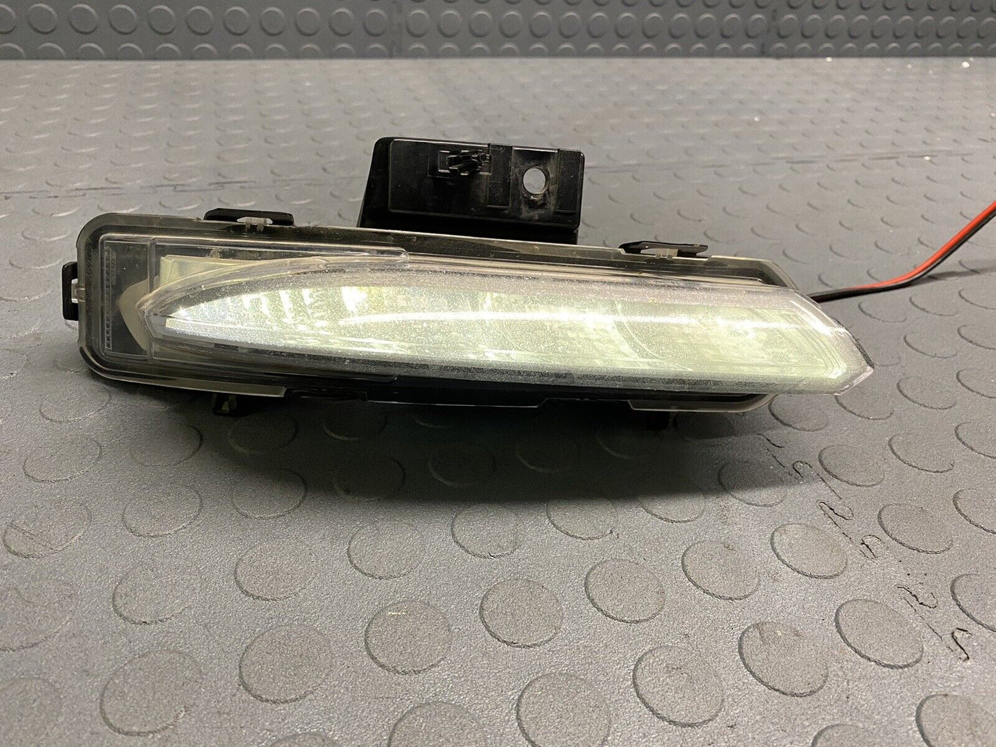 2013 - 2017 Buick Enclave LED Fog Driving Light Right Passenger OEM