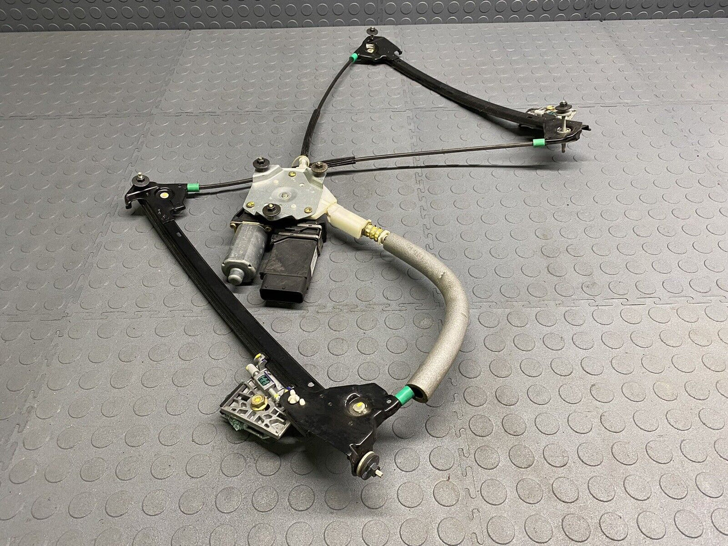 04-09 Cadillac XLR Right RH Power Window Regulator W/Motor Tested 65k 15823583