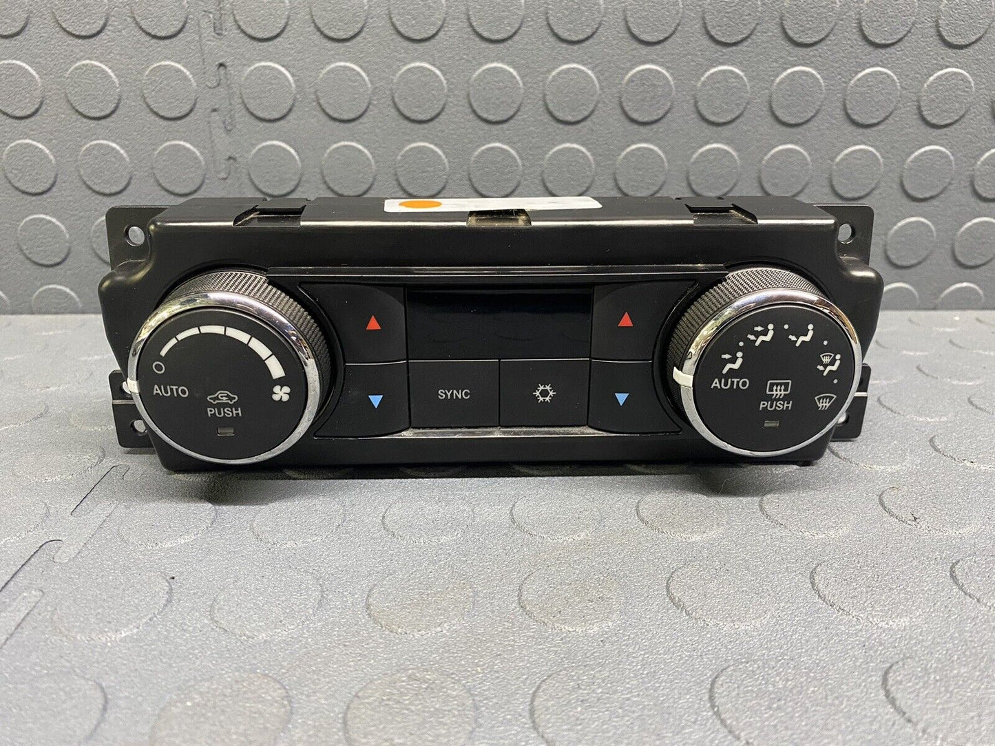 2011 2012 DODGE RAM 1500 HEATER AC DUAL ZONE TEMPERATURE CONTROL 55111291AB