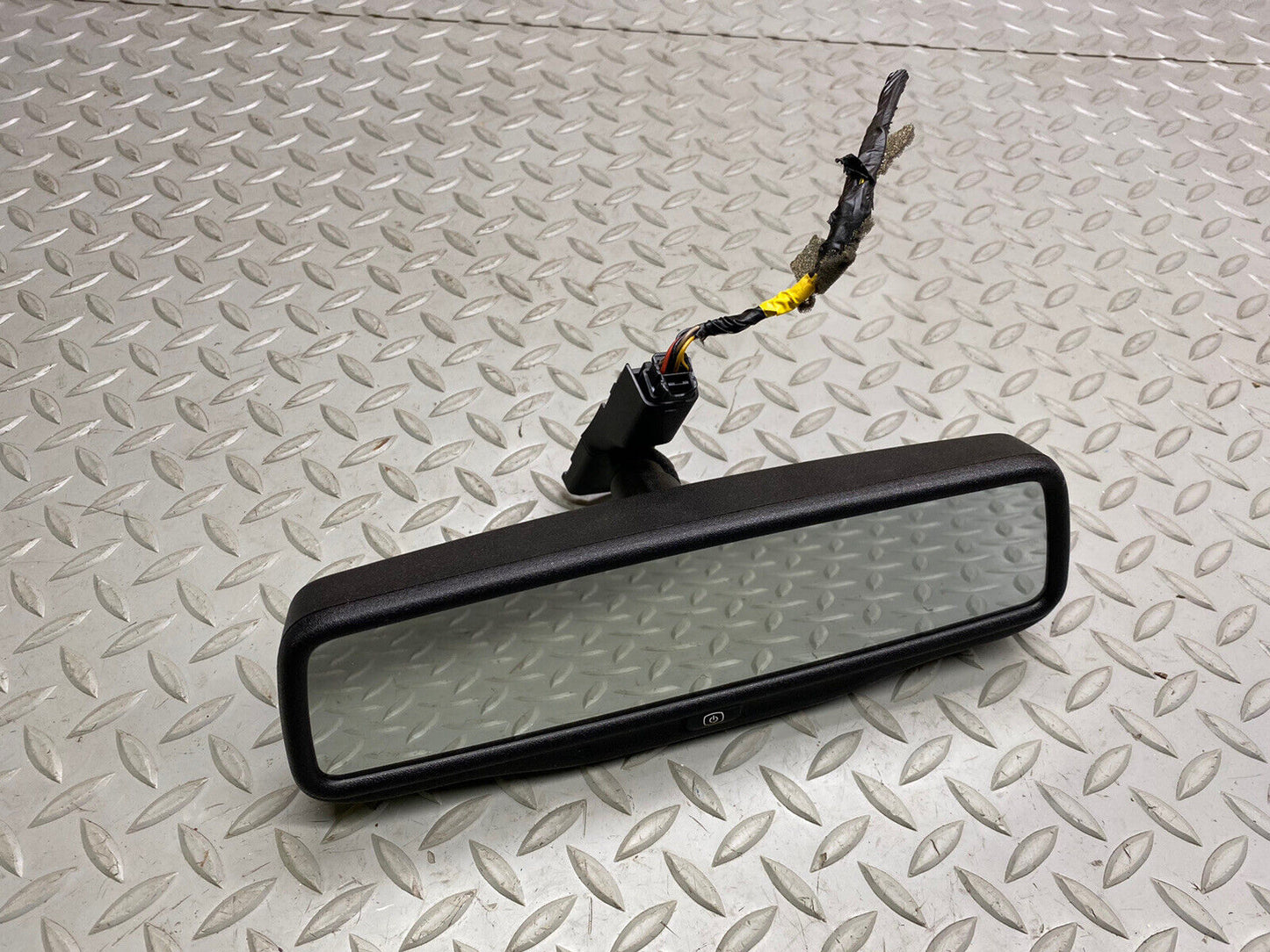 Gentex 657 Autodim Rearview Mirror w/3.5" BACKUP CAMERA DISPLAY 026137