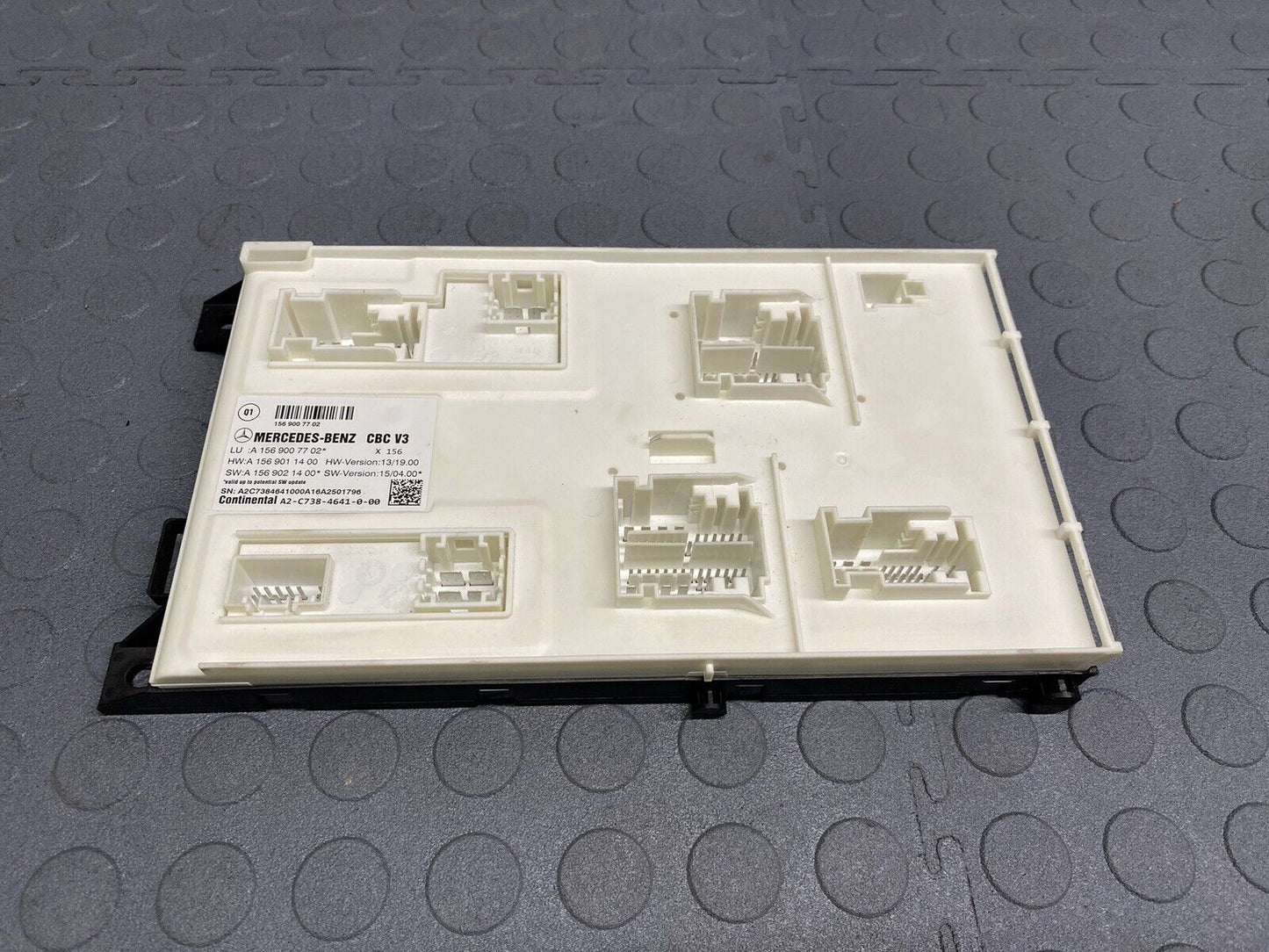 13-20 Mercedes Infiniti Body Control Module Computer BCM BCU OEM A 156 900 77 02