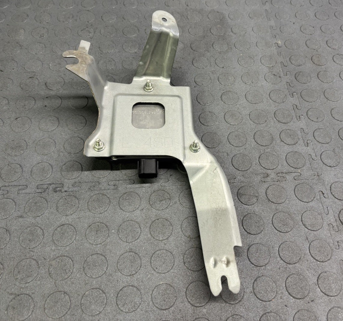 2017-2021 Mazda 6 Rear Blind Spot Monitoring Sensor Radar Module GRT6-67Y30-A