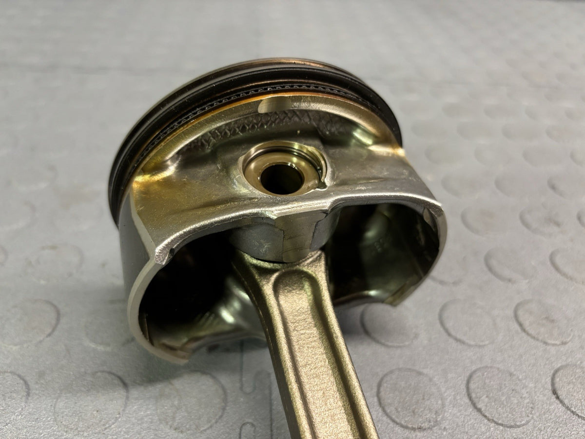 Mercedes ML63 S63 E63 CLS63 AMG M156 Engine Motor Piston Connecting Rod OEM 70k