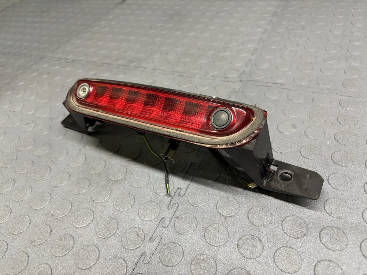 2015-2023 CHRYSLER 300 OEM THIRD BRAKE LIGHT TRUNK BUTTON BACKUP REVERSE CAMERA